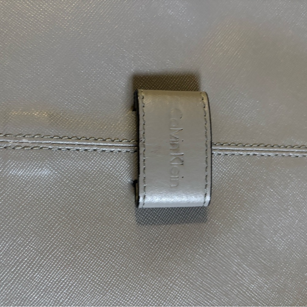 Calvin Klein Gray Leather Crossbody Bag - Picture 4 of 5